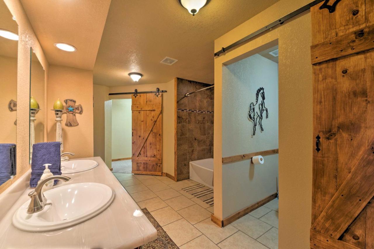 Cabin With Mtn Views, 2 Miles To Grindstone Lake Villa Ruidoso Exterior photo
